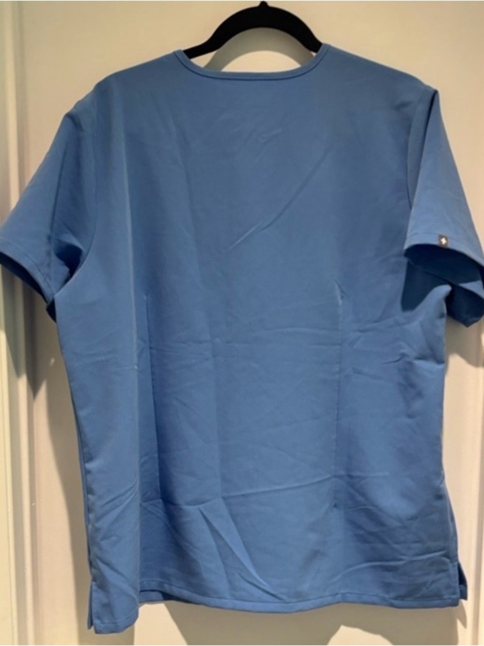 FIGS Catarina XL Scrub Top - Picture 3 of 4